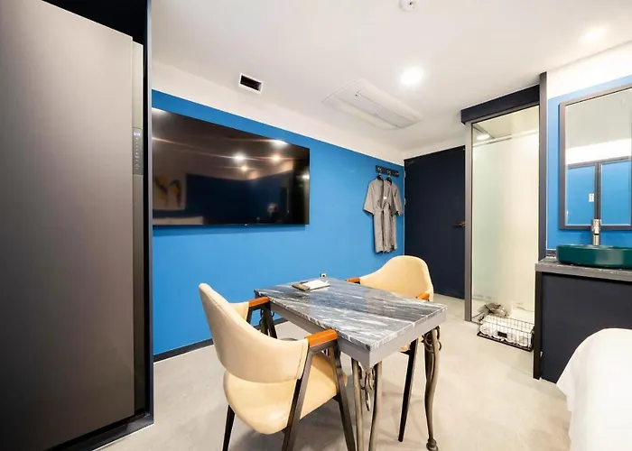 Ytt Hotel 2*