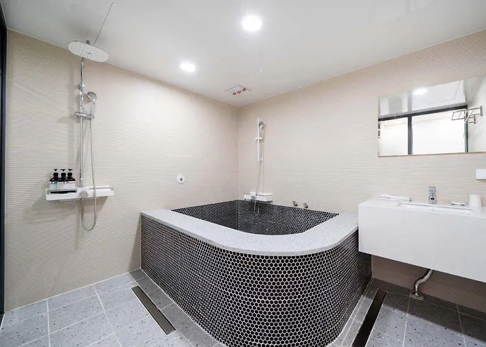 Hotel Ytt 2*