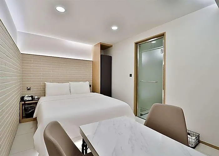 Ytt Hotel