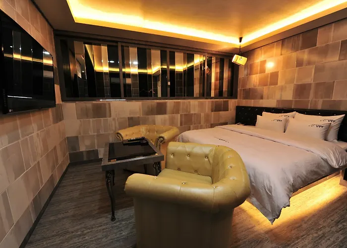 Hotel Ytt 2*